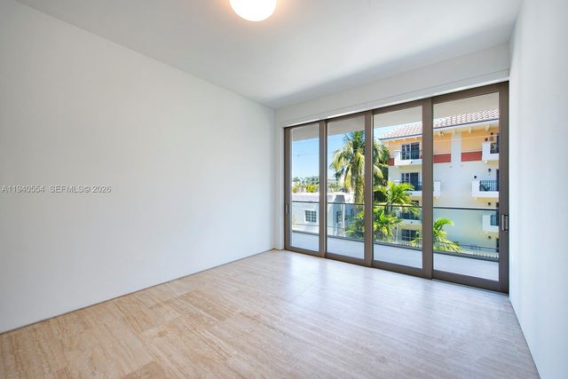 311 Meridian Ave 302, Miami Beach, FL 33139