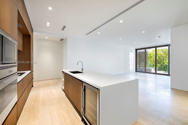 311 Meridian Ave 302, Miami Beach, FL 33139