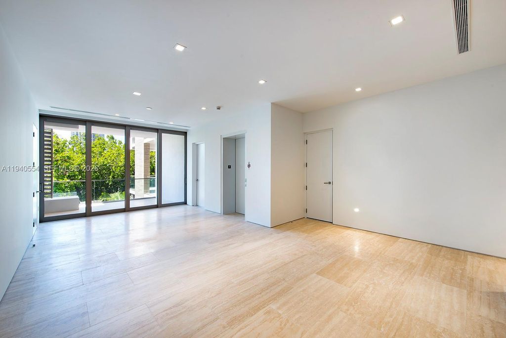 311 Meridian Ave 302, Miami Beach, FL 33139