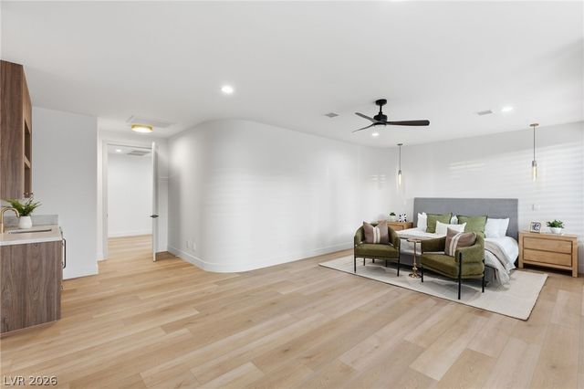 1905 Iron Ridge Drive, Las Vegas, NV 89117