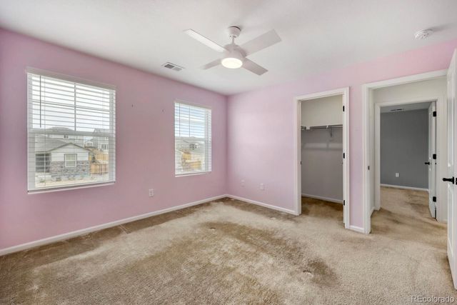 919 N Undergrove Way, Aurora, CO 80018