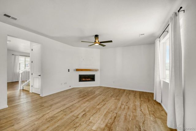 919 N Undergrove Way, Aurora, CO 80018