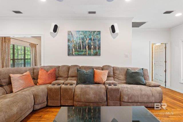 10233 Bayou Circle, Fairhope, AL 36532