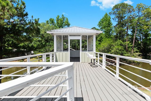 10233 Bayou Circle, Fairhope, AL 36532