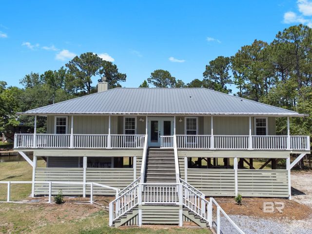 10233 Bayou Circle, Fairhope, AL 36532