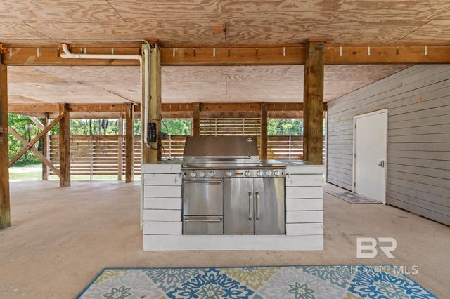 10233 Bayou Circle, Fairhope, AL 36532