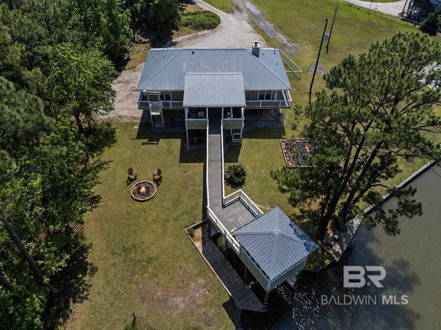 10233 Bayou Circle, Fairhope, AL 36532