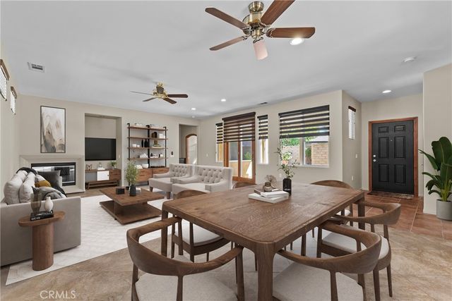196 Four Seasons Boulevard, Hemet, CA 92545