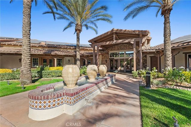 196 Four Seasons Boulevard, Hemet, CA 92545
