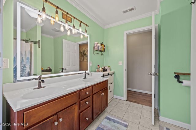 106 Lafitte Drive, Hubert, NC 28539