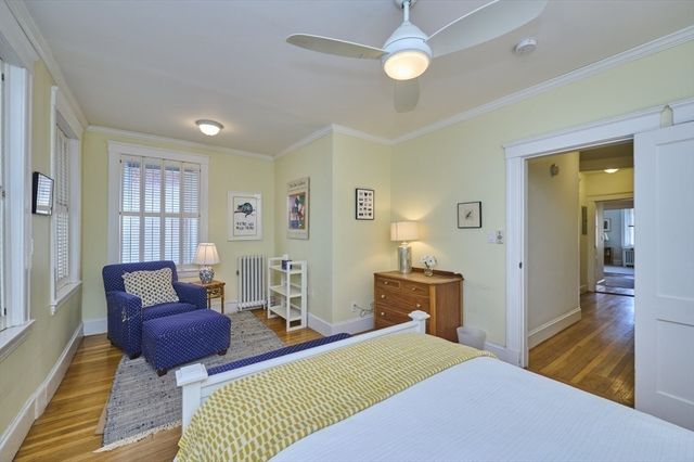 233 Freeman 4, Brookline, MA 02446