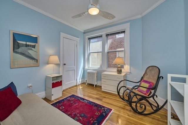 233 Freeman 4, Brookline, MA 02446