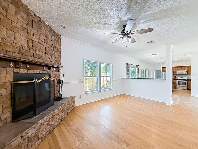 28477 SENTINEL STREET, Nobleton, FL 34661