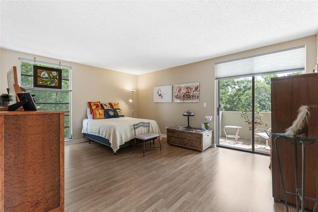 1719 NW 23RD AVENUE 3E, Gainesville, FL 32605