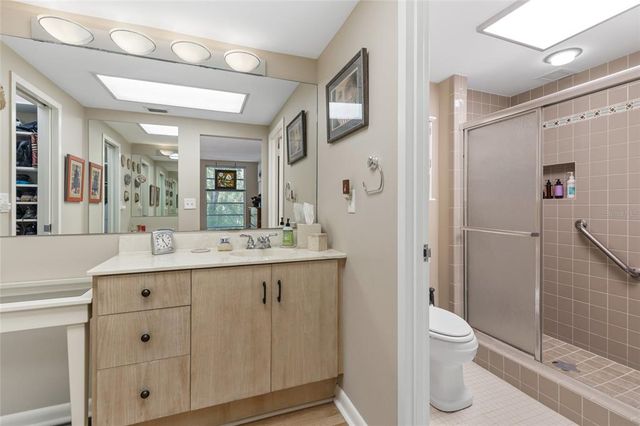 1719 NW 23RD AVENUE 3E, Gainesville, FL 32605