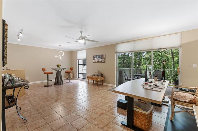 1719 NW 23RD AVENUE 3E, Gainesville, FL 32605