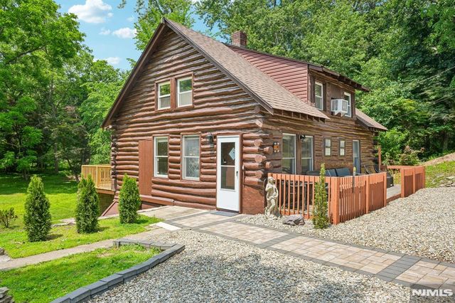 52 North Road, Wayne, NJ 07470