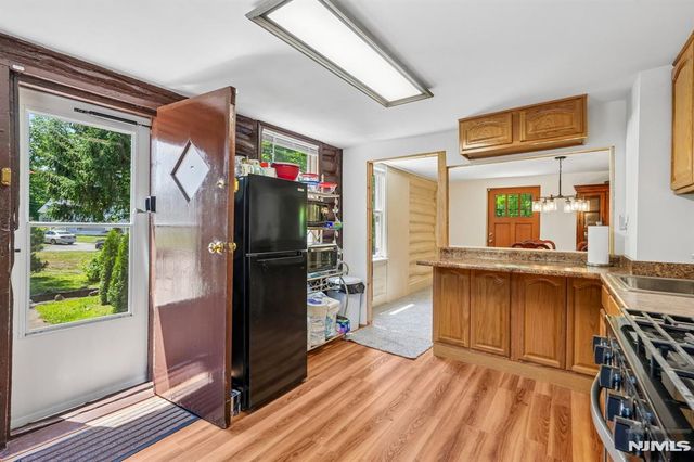 52 North Road, Wayne, NJ 07470