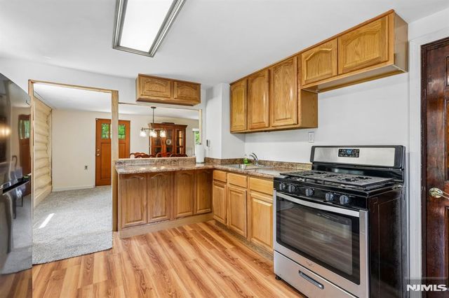 52 North Road, Wayne, NJ 07470