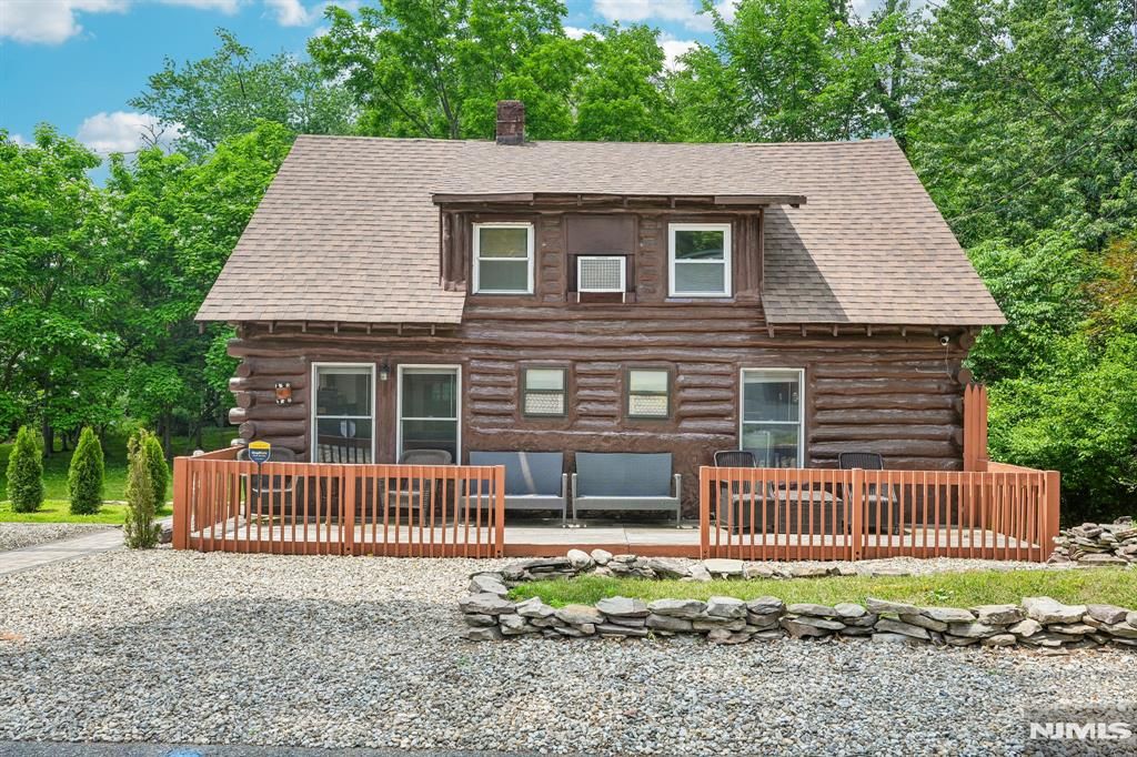 52 North Road, Wayne, NJ 07470