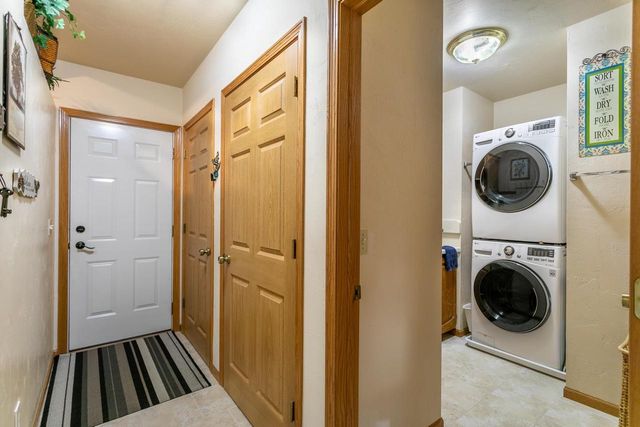 20 SPENCER VILLAGE COURT, Appleton, WI 54914