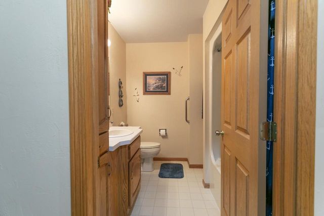 20 SPENCER VILLAGE COURT, Appleton, WI 54914