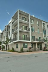 4700 NW 84th Avenue 18, Doral, FL 33166