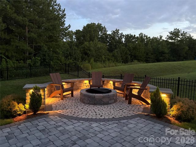 4492 Falls Lake Drive SW, Concord, NC 28025