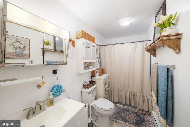 1253 MULBERRY RD, Farnham, VA 22460