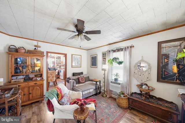 1253 MULBERRY RD, Farnham, VA 22460