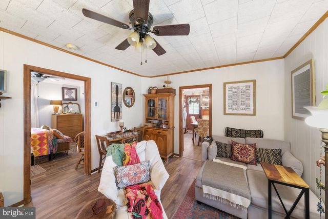 1253 MULBERRY RD, Farnham, VA 22460