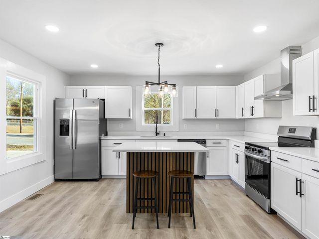 320 Carney Street, Drayton, SC 29333