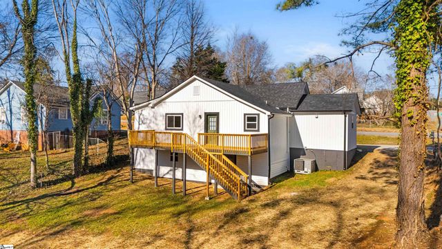 320 Carney Street, Drayton, SC 29333