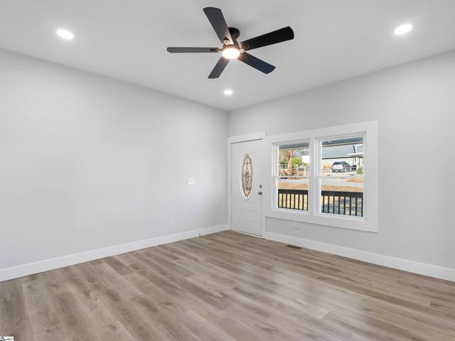 320 Carney Street, Drayton, SC 29333