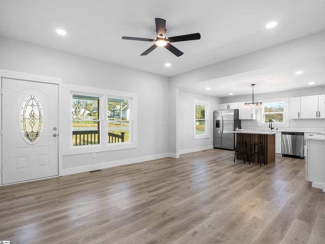 320 Carney Street, Drayton, SC 29333