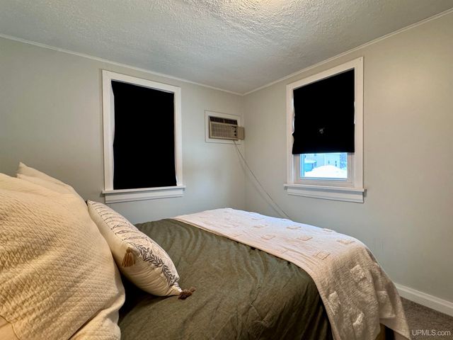 1001 Prospect Street, Hancock, MI 49930