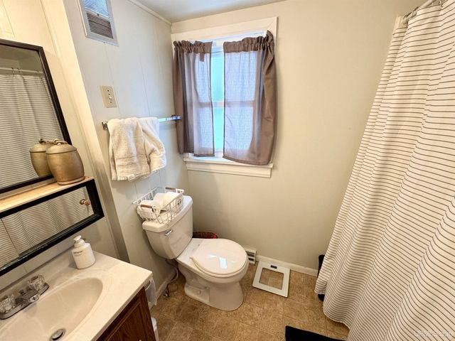 1001 Prospect Street, Hancock, MI 49930