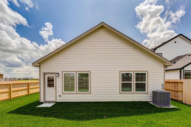 6475 Escondido Drive, Rosharon, TX 77583