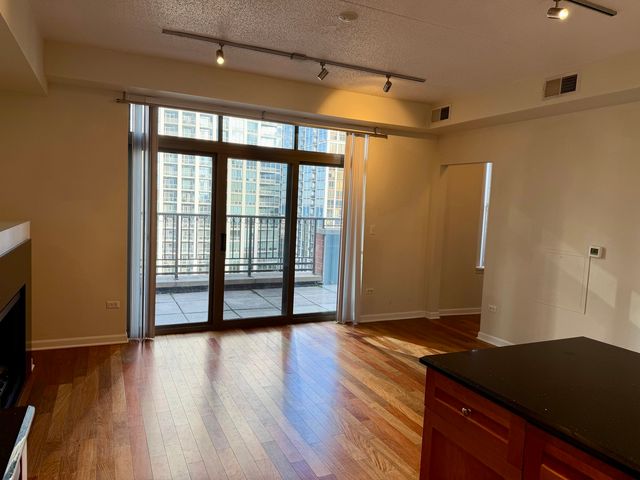 1250 S Indiana Avenue 1303, Chicago, IL 60605