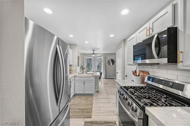 8212 Diamond Star Court, Las Vegas, NV 89145