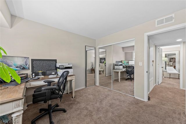 8212 Diamond Star Court, Las Vegas, NV 89145