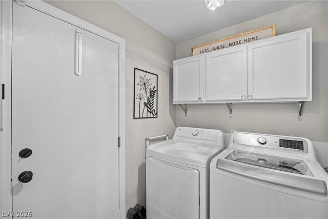 8212 Diamond Star Court, Las Vegas, NV 89145
