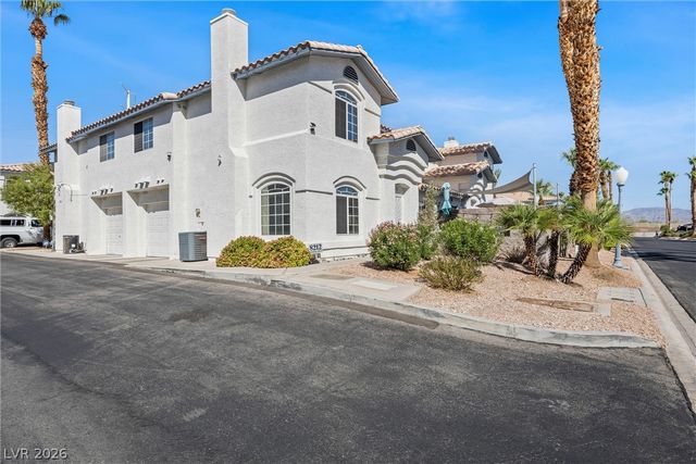 8212 Diamond Star Court, Las Vegas, NV 89145