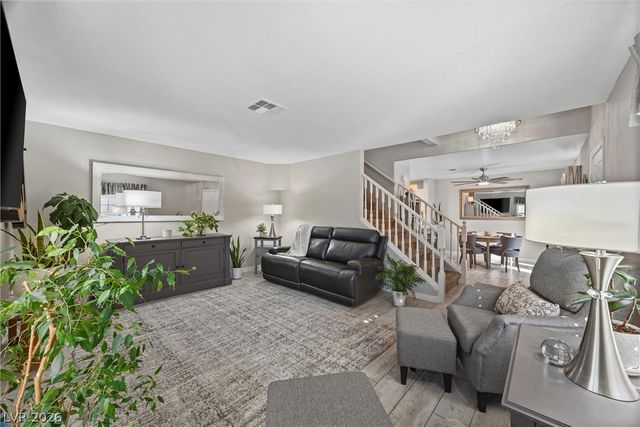 8212 Diamond Star Court, Las Vegas, NV 89145