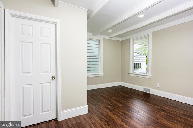 93 PENNSYLVANIA AVE, Coatesville, PA 19320