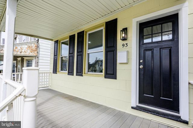 93 PENNSYLVANIA AVE, Coatesville, PA 19320