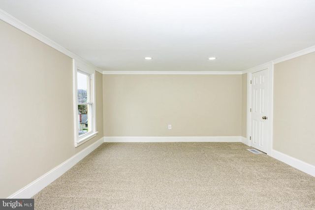 93 PENNSYLVANIA AVE, Coatesville, PA 19320