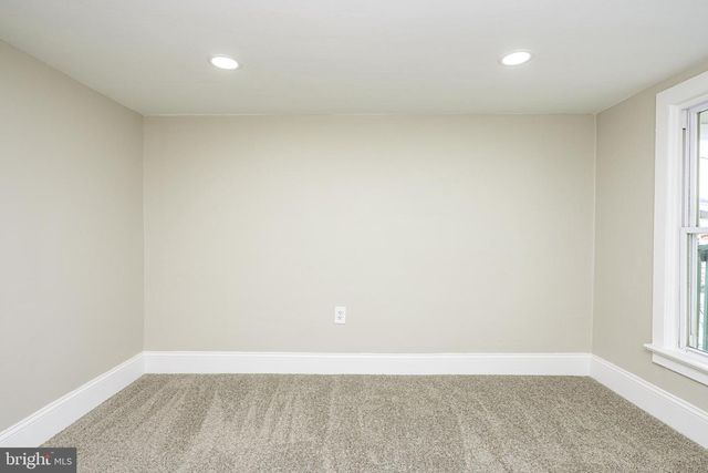 93 PENNSYLVANIA AVE, Coatesville, PA 19320