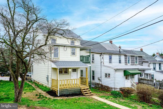 93 PENNSYLVANIA AVE, Coatesville, PA 19320