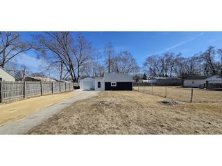1947 S Dewey Avenue, Beloit, WI 53511